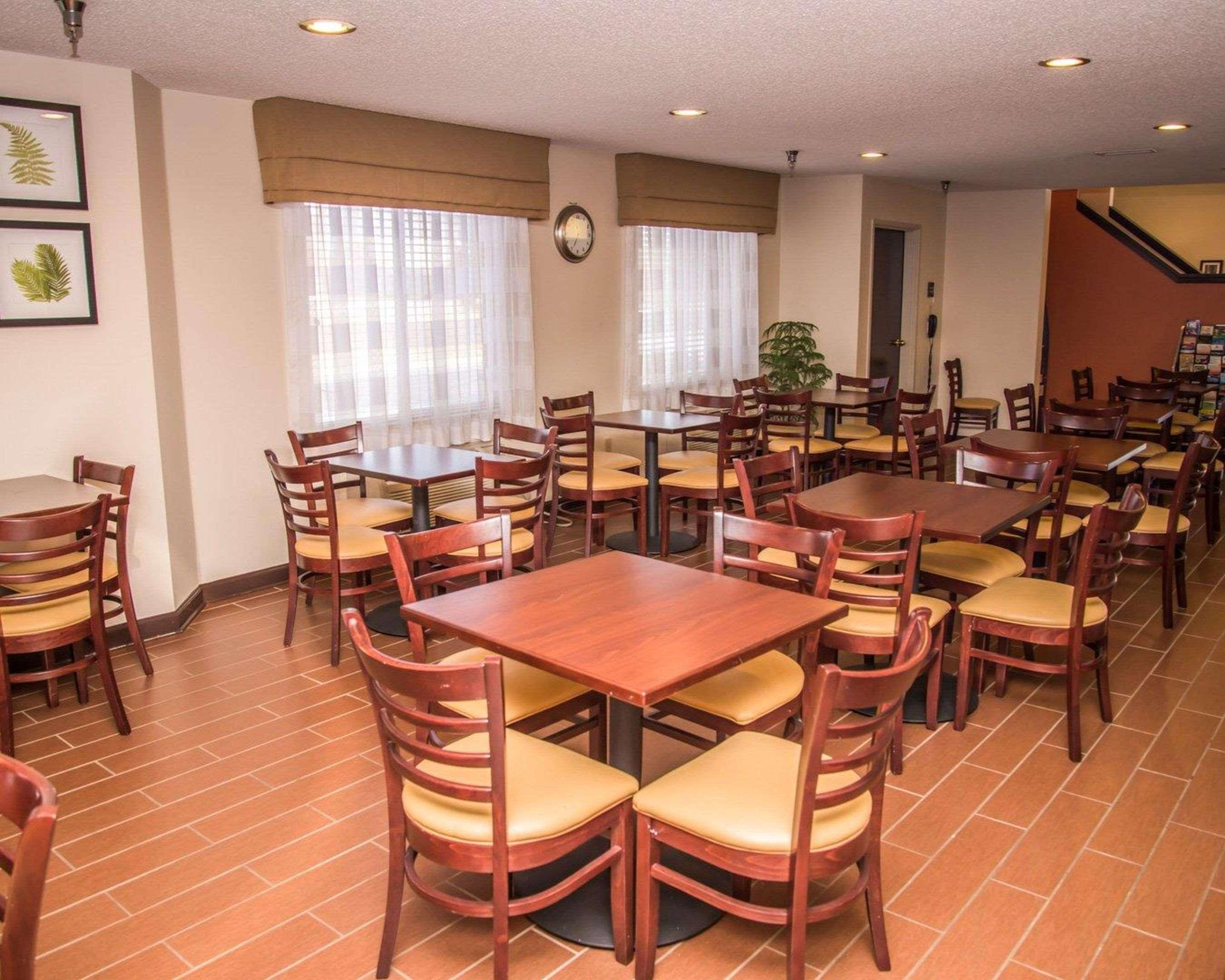 Sleep Inn & Suites At Concord Mills Экстерьер фото