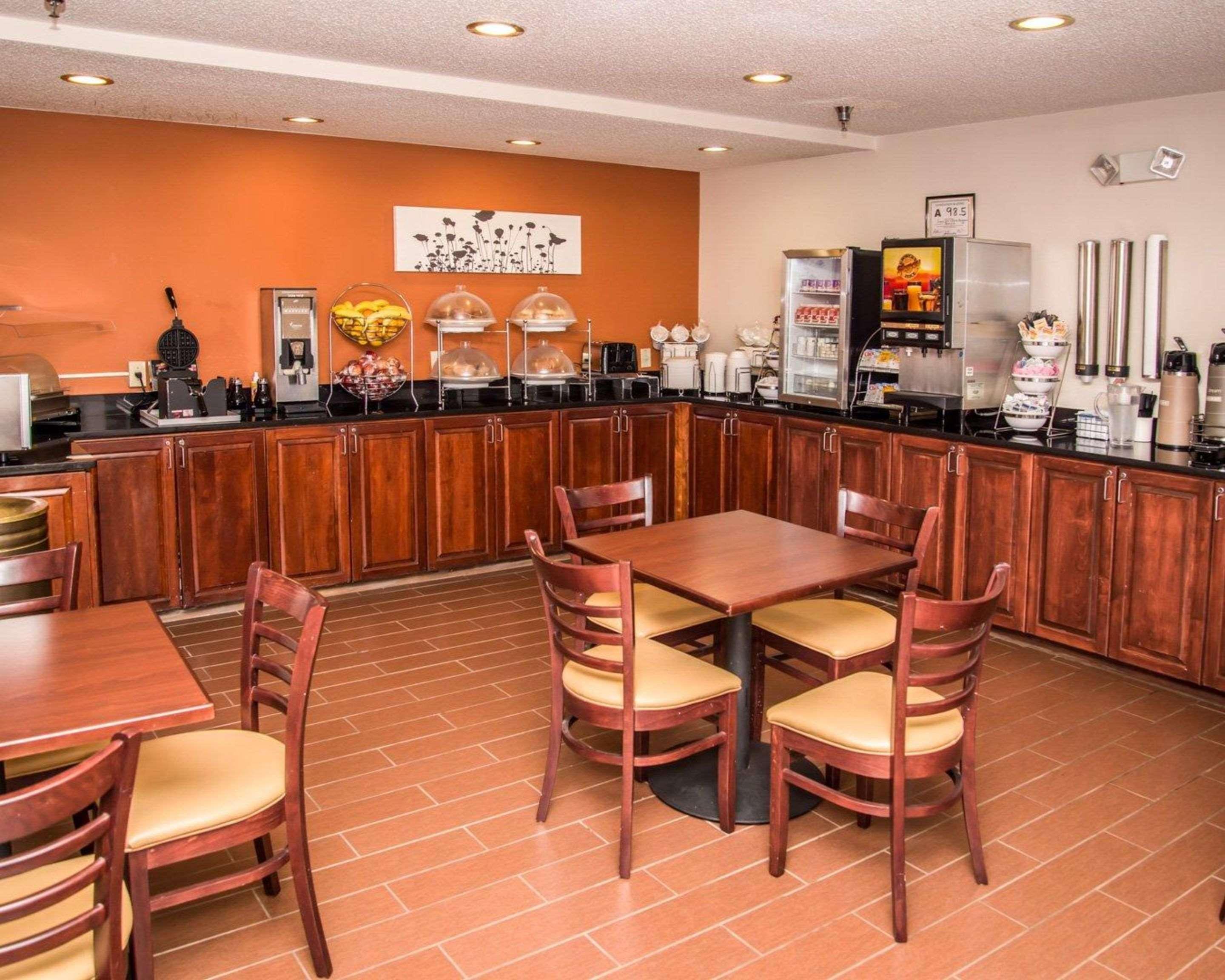 Sleep Inn & Suites At Concord Mills Экстерьер фото