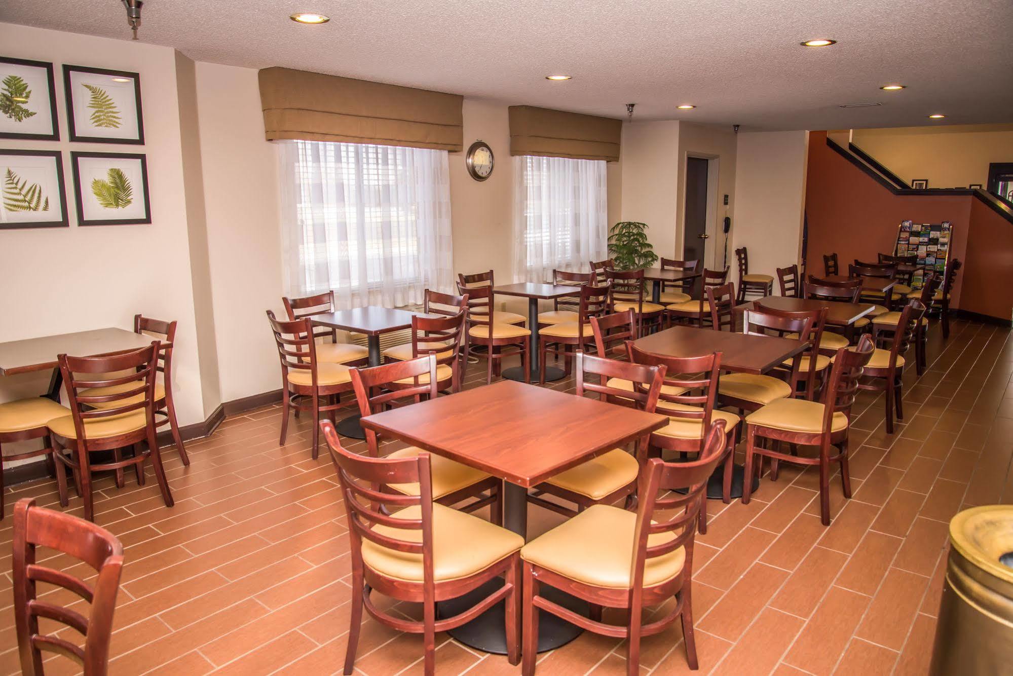 Sleep Inn & Suites At Concord Mills Экстерьер фото